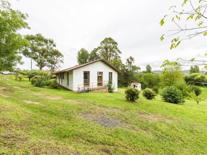 33 Kirkland Crescent, Bega NSW 2550