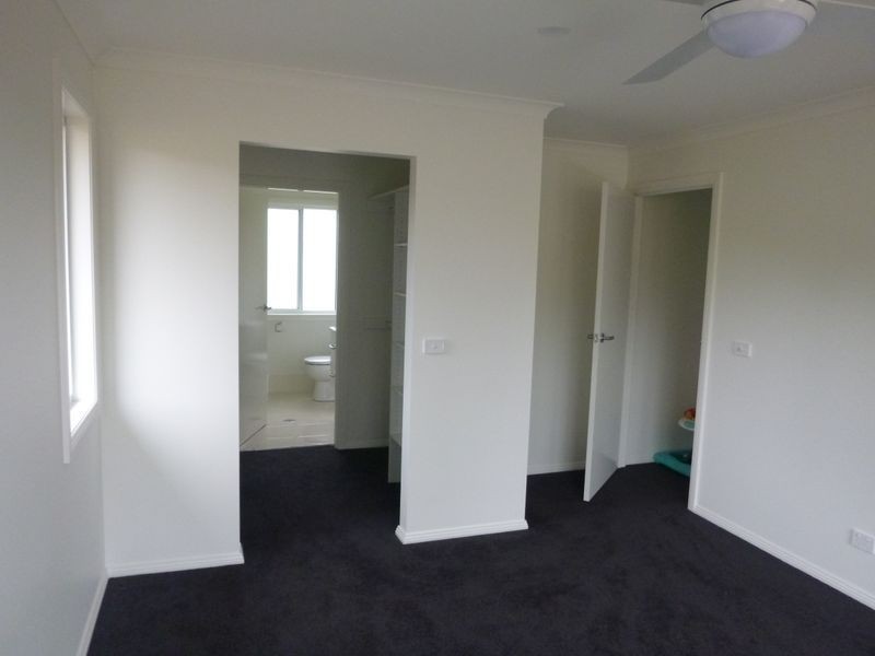 77 Glen Mia Drive, Bega NSW 2550