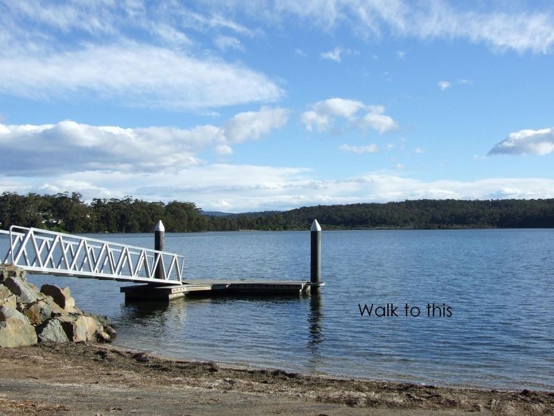 11 O’Connells Point Road, Bermagui NSW 2546