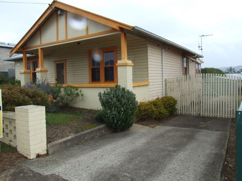 5 Peden Street, Bega NSW 2550