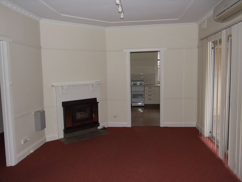 5 Peden Street, Bega NSW 2550