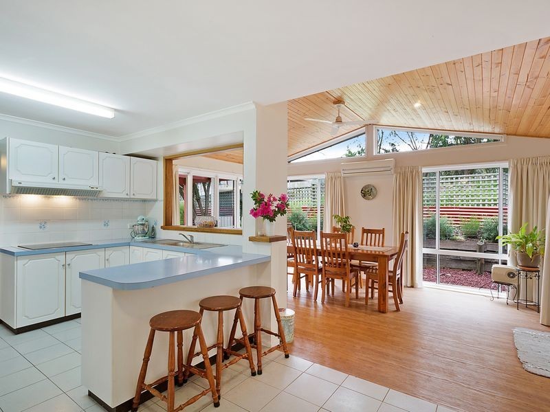 13 Charlotte Street, Bega NSW 2550