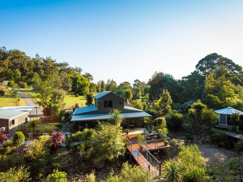 15 Schumack Place, Wallagoot NSW 2550