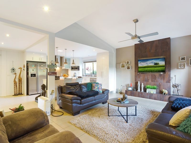 15 Schumack Place, Wallagoot NSW 2550