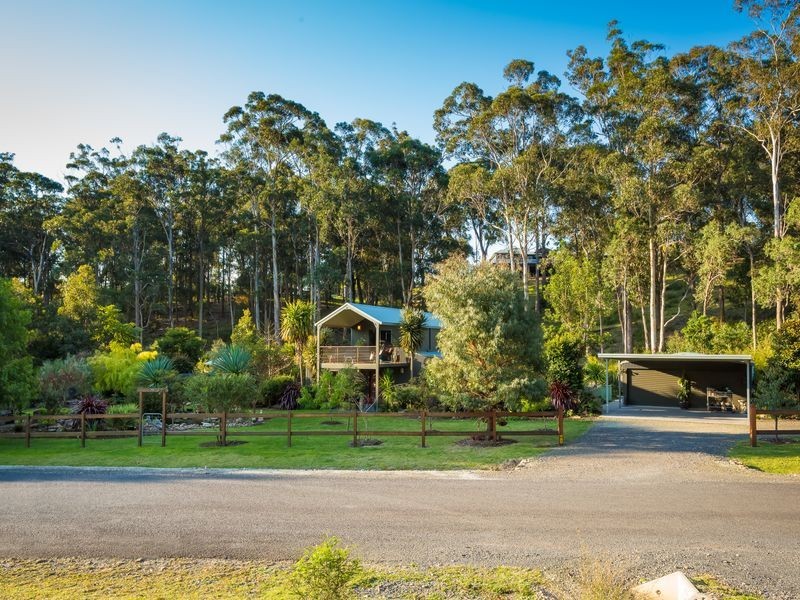 15 Schumack Place, Wallagoot NSW 2550