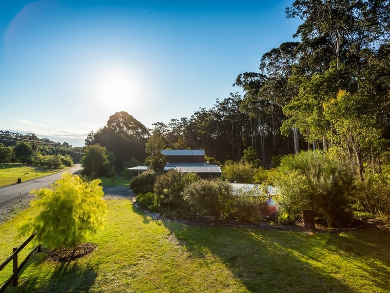 15 Schumack Place, Wallagoot NSW 2550