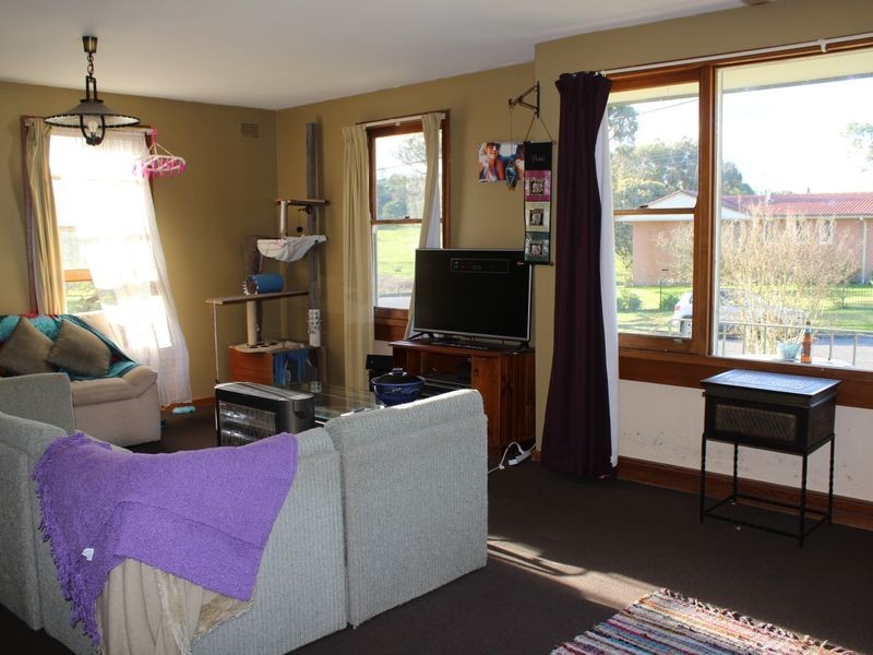 22 Bunyarra Drive, Bega NSW 2550