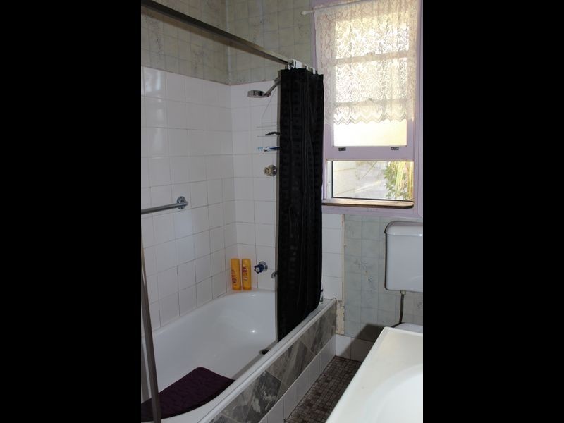 22 Bunyarra Drive, Bega NSW 2550