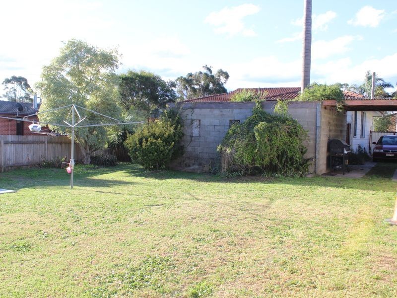 22 Bunyarra Drive, Bega NSW 2550