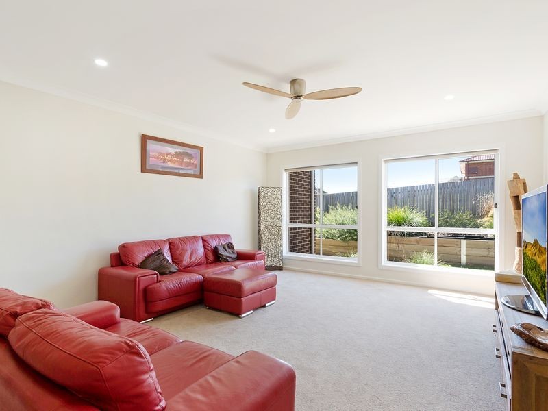 57 Glen Mia Drive, Bega NSW 2550