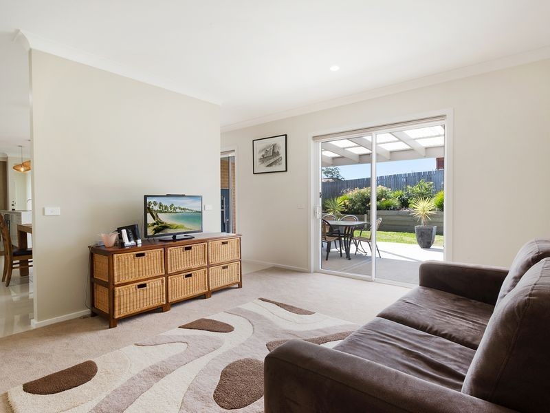 57 Glen Mia Drive, Bega NSW 2550