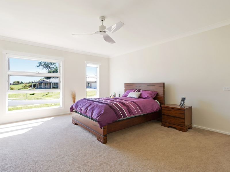 57 Glen Mia Drive, Bega NSW 2550