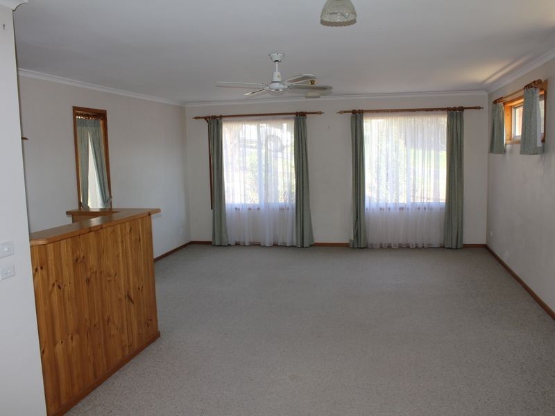 252 Auckland Street, Bega NSW 2550