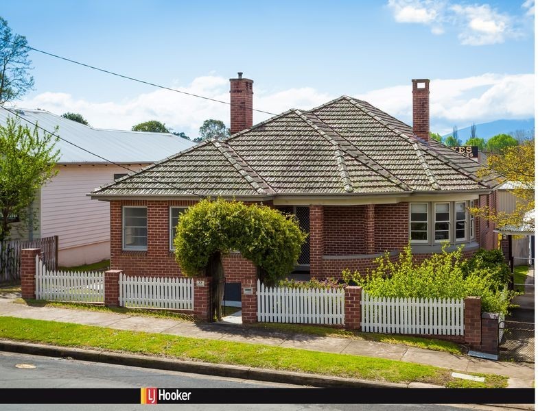77 Bega Street, Bega NSW 2550