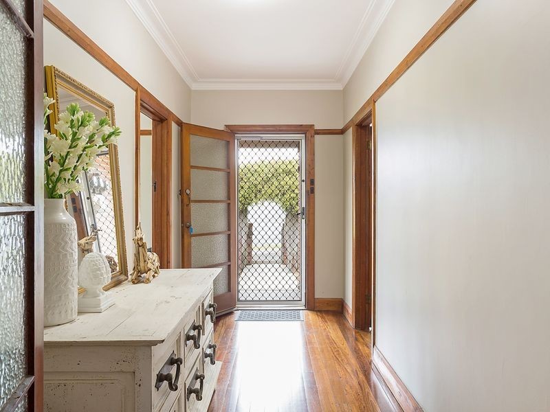 77 Bega Street, Bega NSW 2550