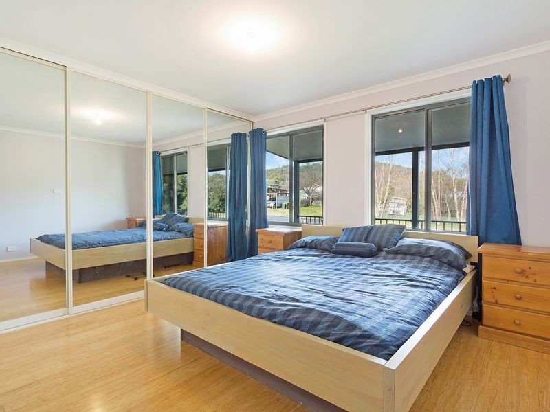 9 Tarlinton Street, Cobargo NSW 2550