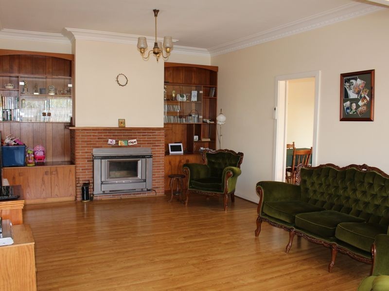 93 Parker Street, Bega NSW 2550