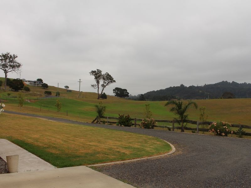 11 Watersons Road, Bega NSW 2550