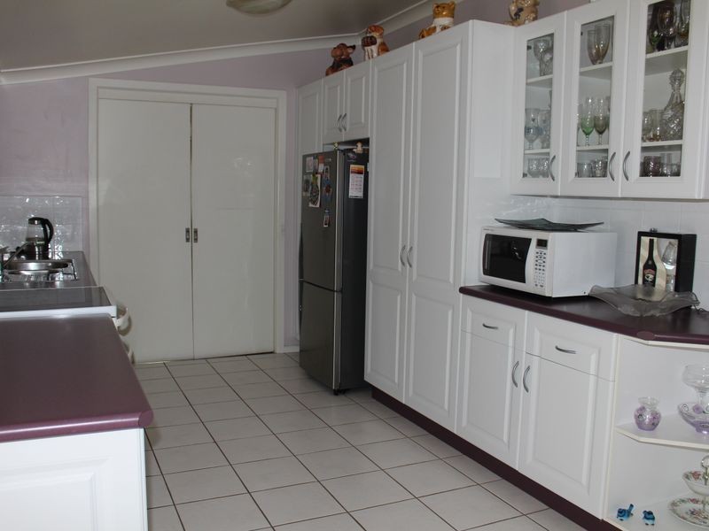 4 Gordon Street, Bega NSW 2550