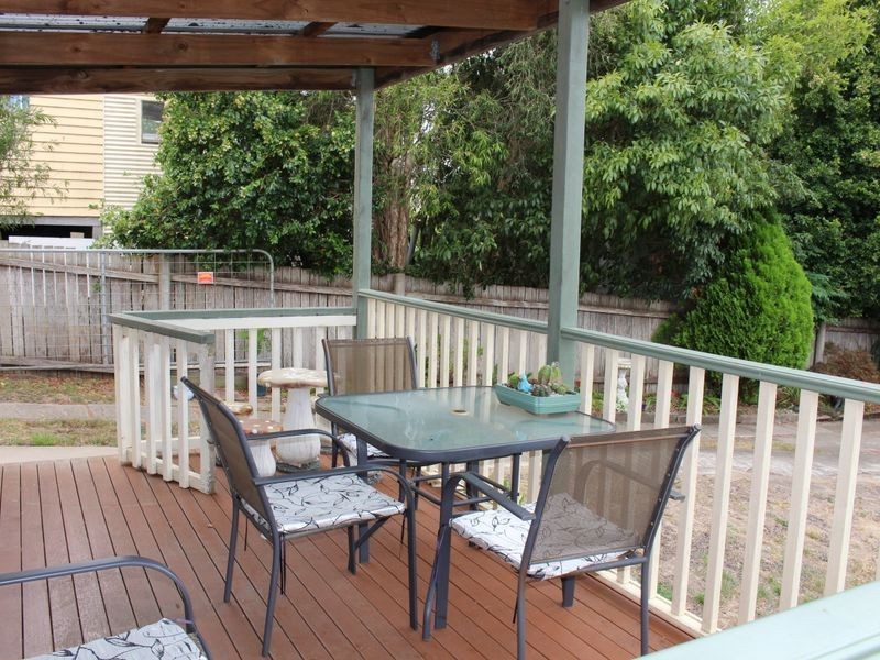 4 Gordon Street, Bega NSW 2550