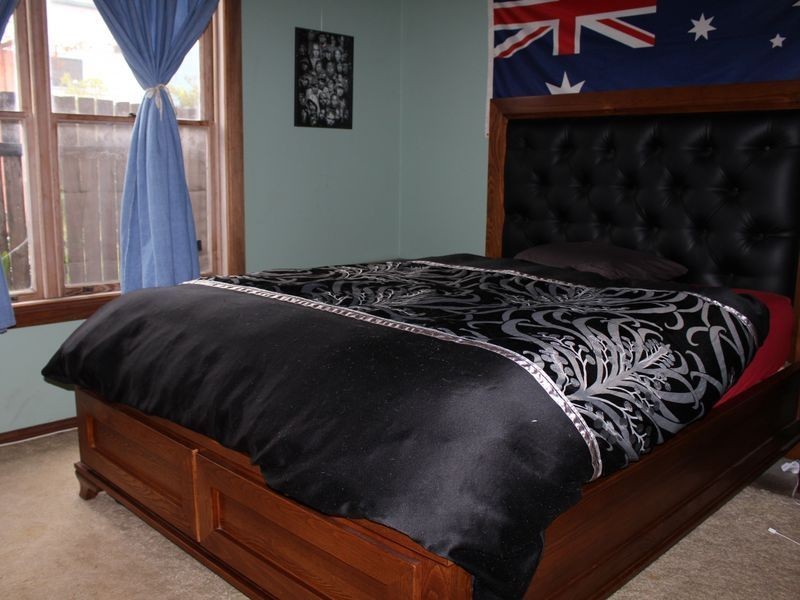 17 Prospect Street, Bega NSW 2550