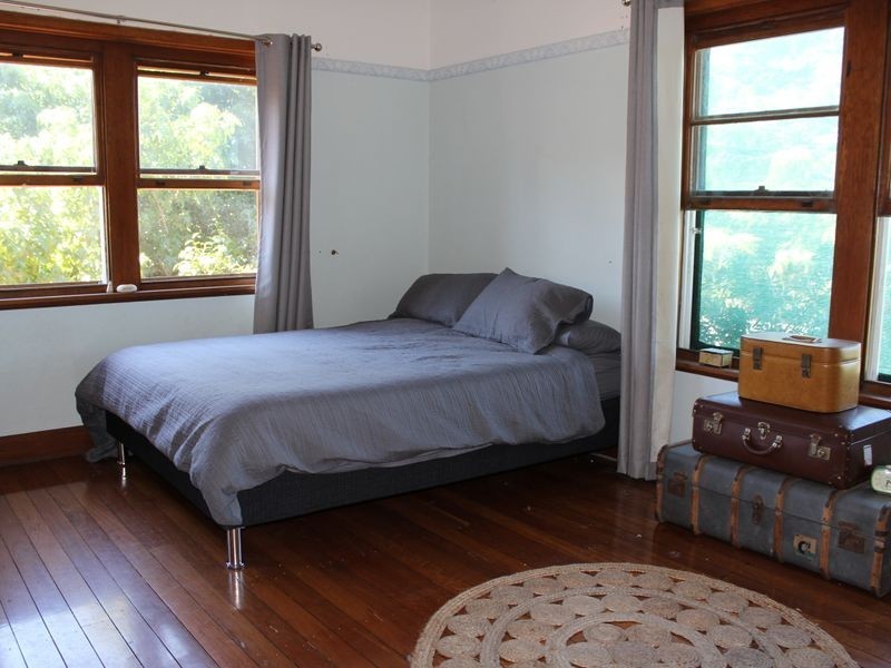 5 Belmore Street, Bega NSW 2550