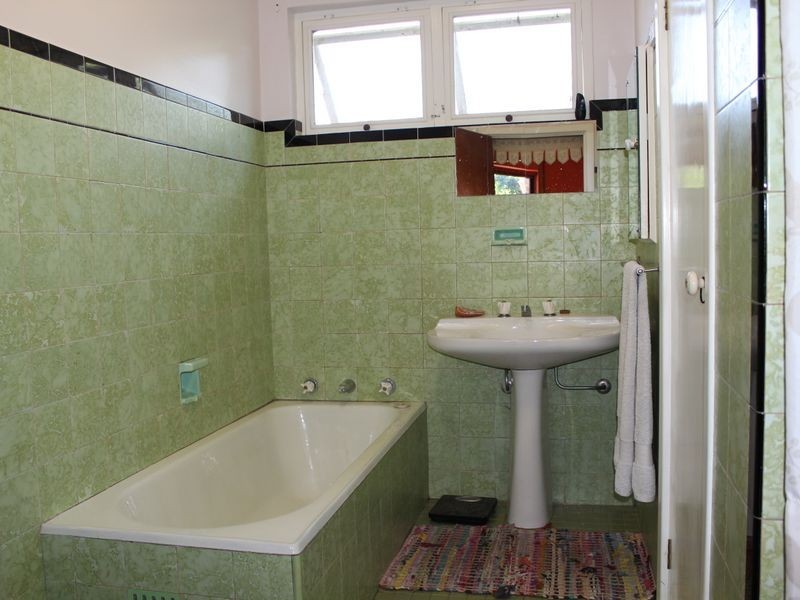 5 Belmore Street, Bega NSW 2550