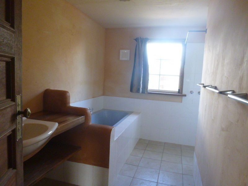 10a Millowine Lane, Bega NSW 2550