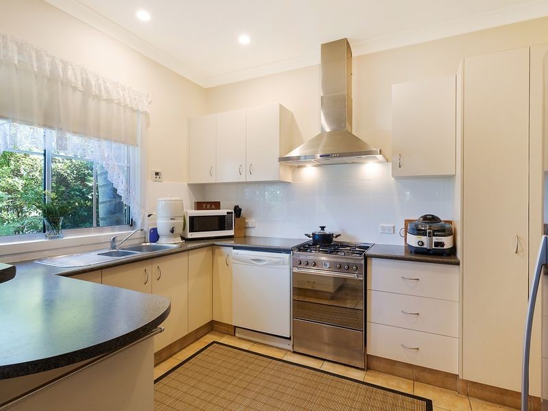 1 Gordon Street, Bega NSW 2550