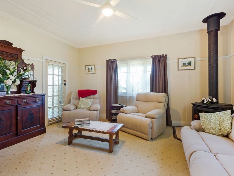 1 Gordon Street, Bega NSW 2550