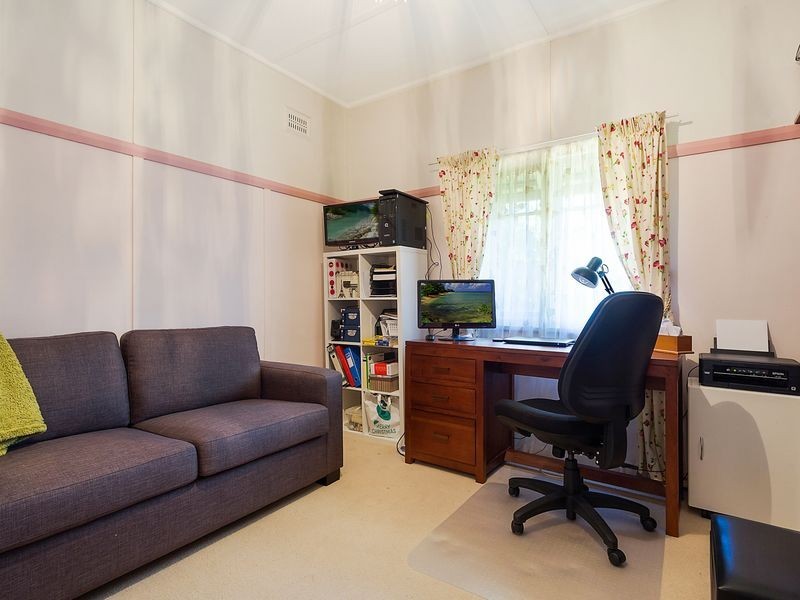 1 Gordon Street, Bega NSW 2550