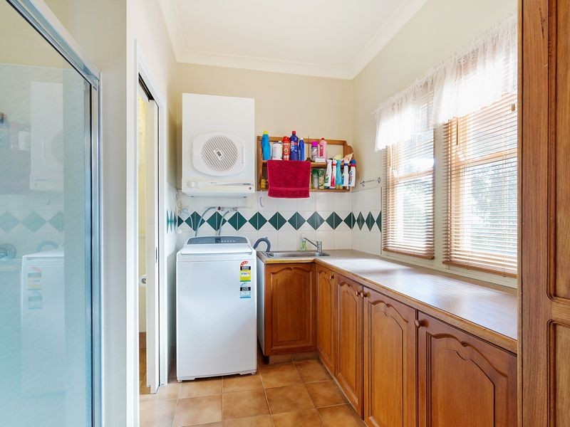 1 Gordon Street, Bega NSW 2550