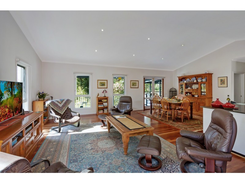 95 Mountview Close, Bega NSW 2550