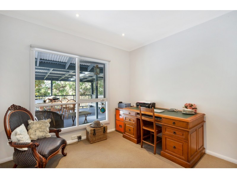 95 Mountview Close, Bega NSW 2550