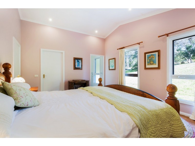 95 Mountview Close, Bega NSW 2550
