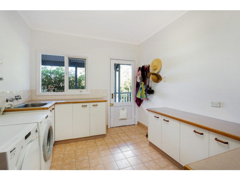 95 Mountview Close, Bega NSW 2550