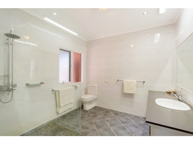 95 Mountview Close, Bega NSW 2550