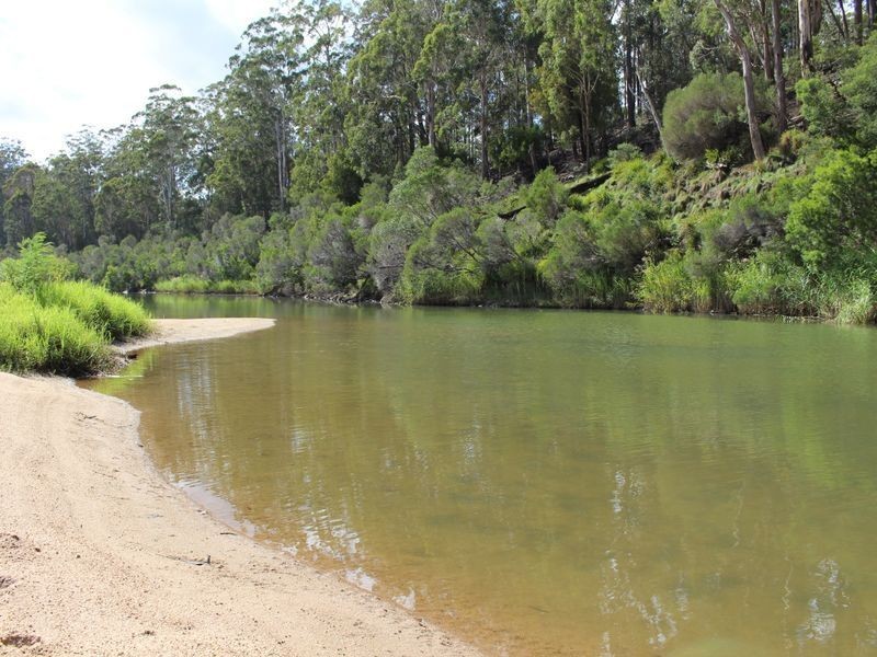 4 Jim McMahon Drive, Kiah NSW 2551