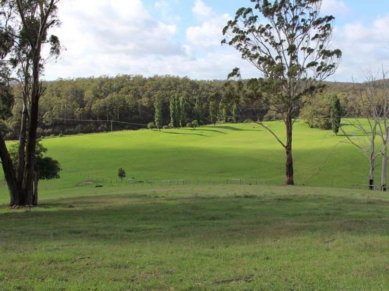 4 Jim McMahon Drive, Kiah NSW 2551