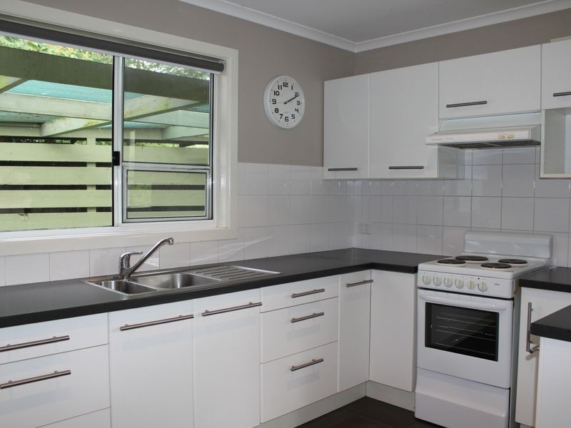 9 Dandar Road, Bega NSW 2550