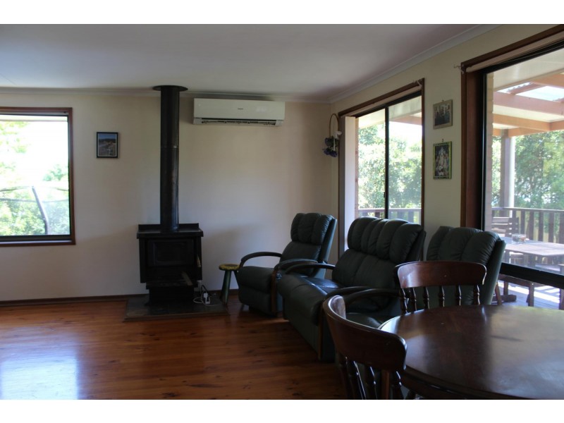 94 Lynjohn Drive, Bega NSW 2550