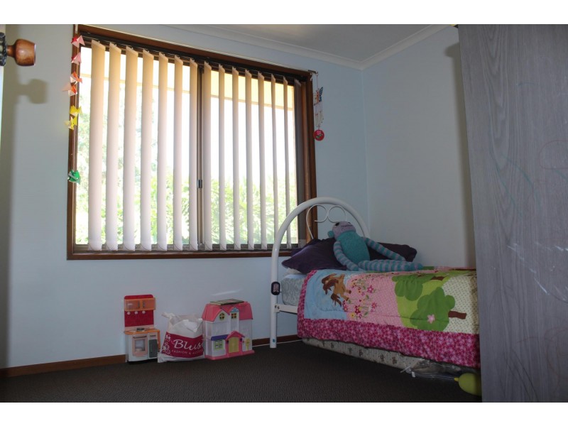 94 Lynjohn Drive, Bega NSW 2550