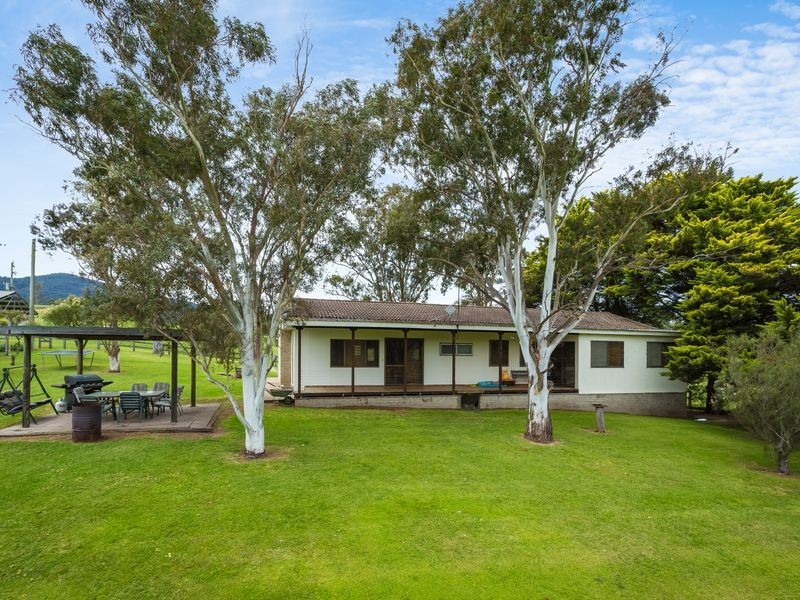 129 Glen Oaks Rd, Bega NSW 2550
