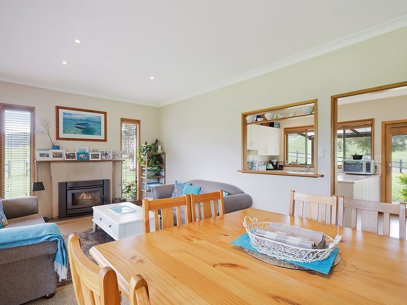 129 Glen Oaks Rd, Bega NSW 2550