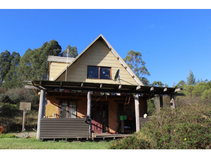 26 Little Glen Oaks Road, Greendale NSW 2550