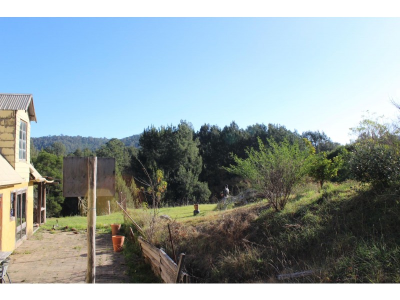 26 Little Glen Oaks Road, Greendale NSW 2550