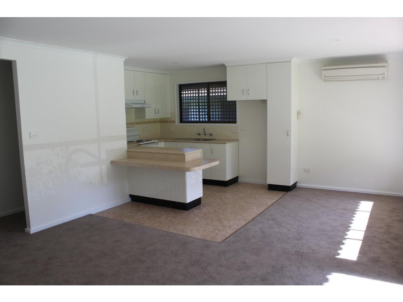 13 Koolgarra Drive, Bega NSW 2550