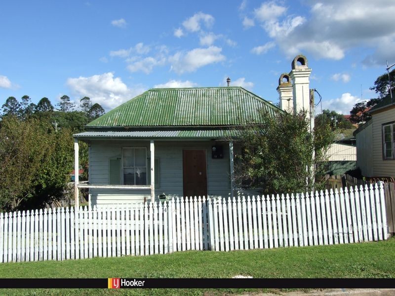 4 Sattler Street, Bega NSW 2550