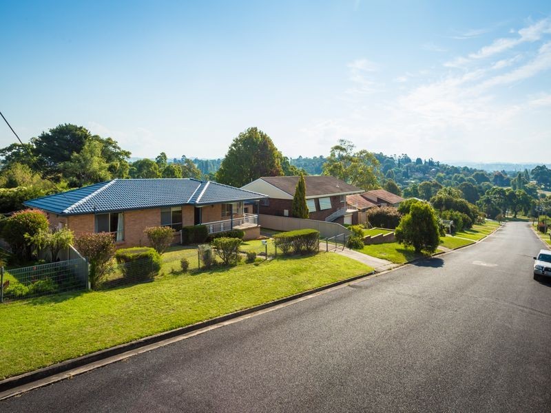 19 Glebe Avenue, Bega NSW 2550