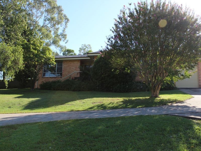 9 Girraween Crescent, Bega NSW 2550